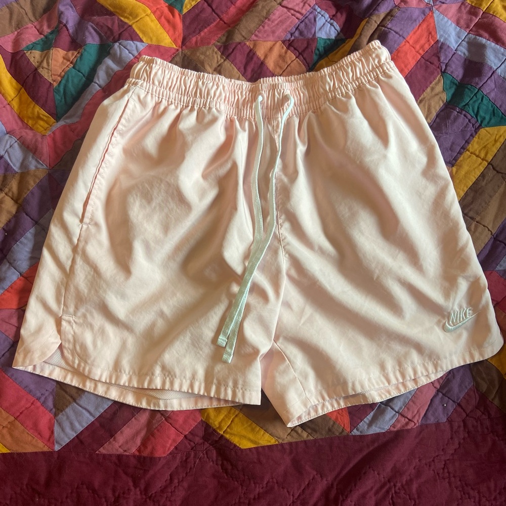 Men's Nike (Medium) Woven Lined Flow Shorts